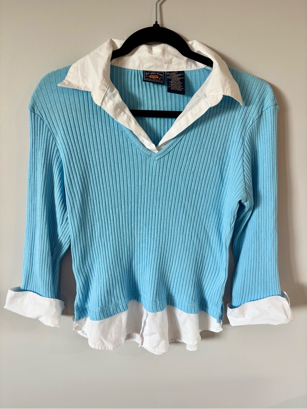 VINTAGE Light Blue Layered V-Neck Ribbed Top with White Collar